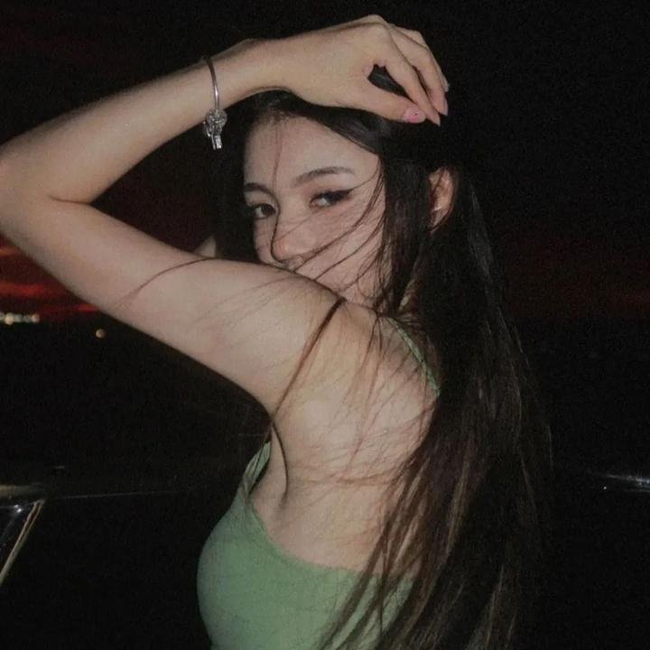 黄桷树下的孩子们